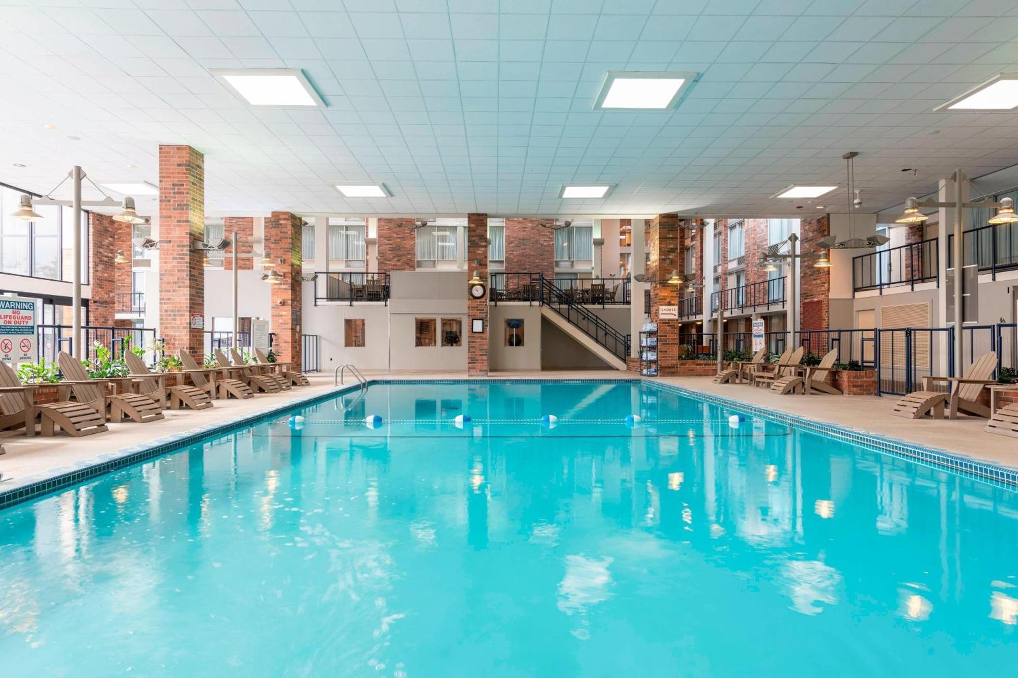 Delta Hotels by Marriott Kalamazoo Conference Center Kültér fotó